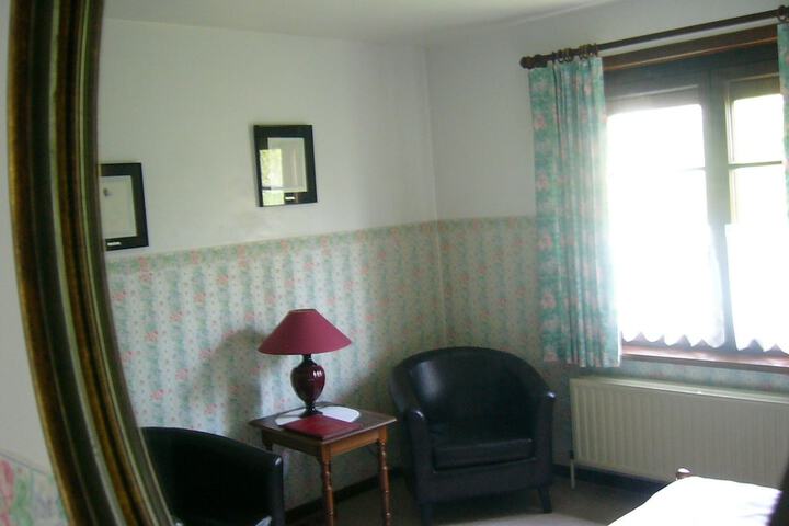 Room 18 of 18