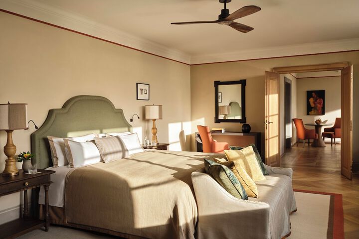 Room 21 of 162