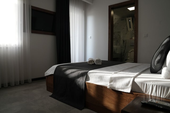 Room 19 of 35
