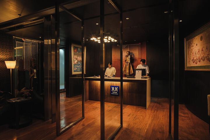 Guest Lobby