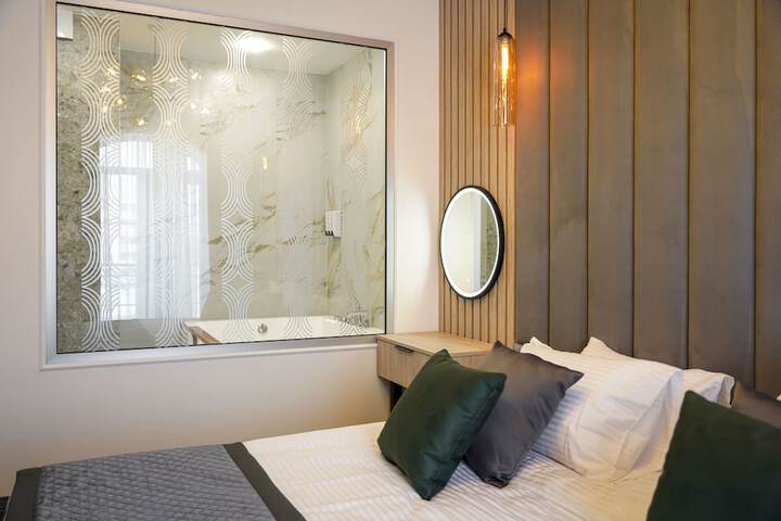 Room 57 of 209