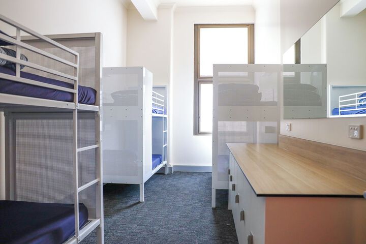Room 11 of 75