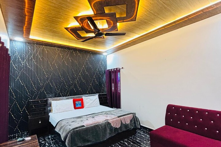 Room 15 of 25