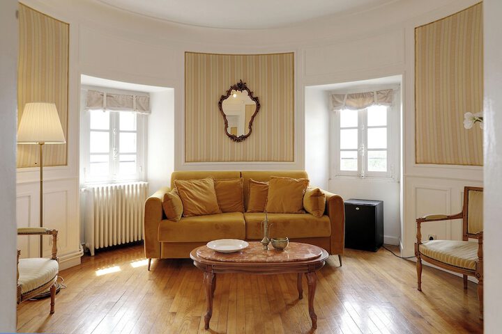 Room 18 of 45
