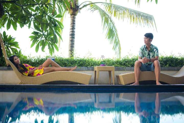 Hotel with Pool