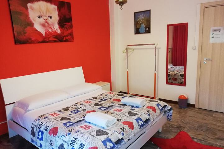 Room 7 of 10