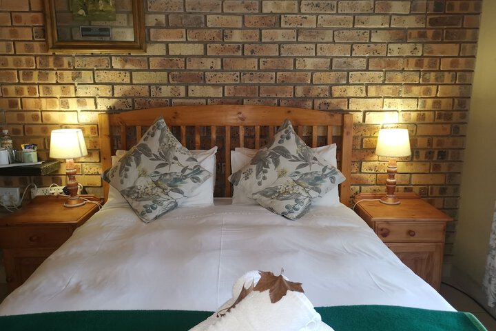 Room 13 of 124