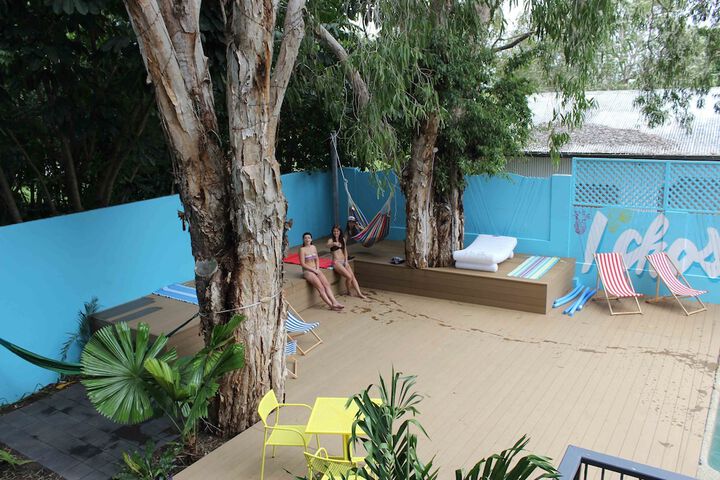 Sundeck 34 of 40