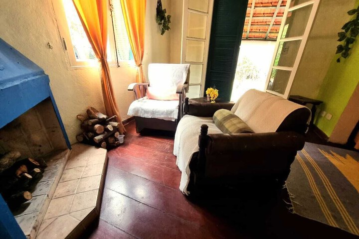 Room 46 of 83