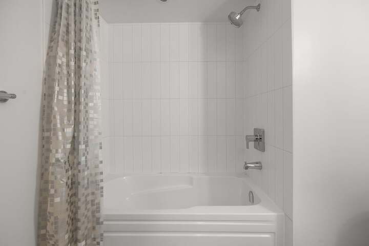 Room 117 of 144