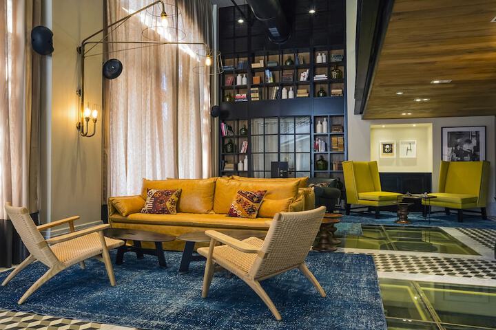 Guest Lobby