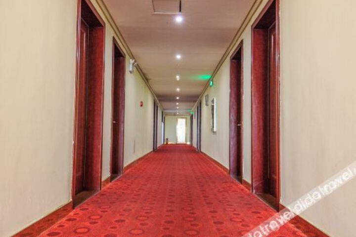 Hotel Interior 6 of 19