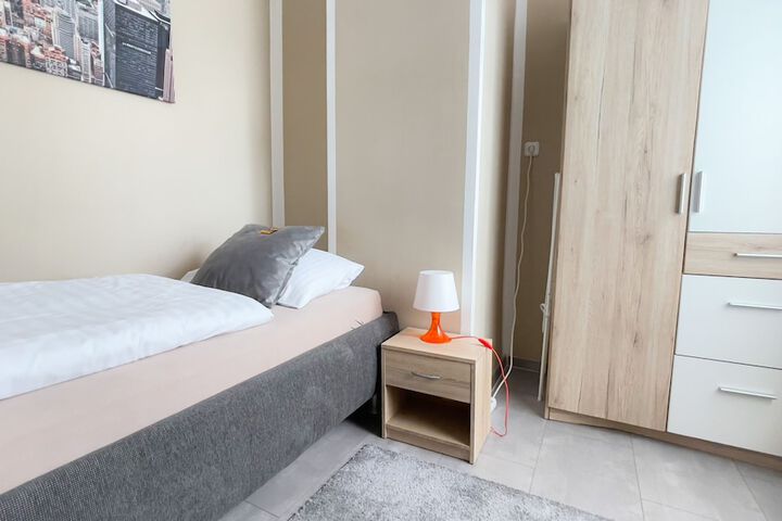Room 16 of 55