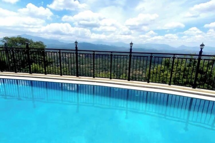 Hotel Sky Gate Kandy