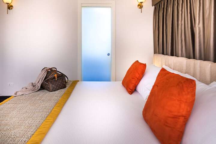 Room 45 of 147