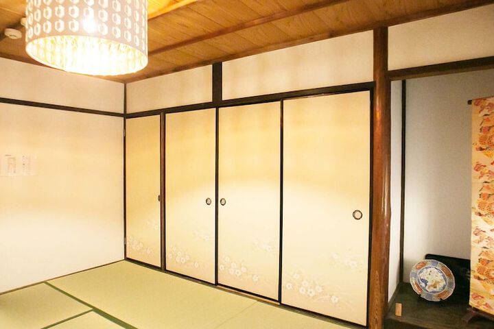 Room 19 of 107