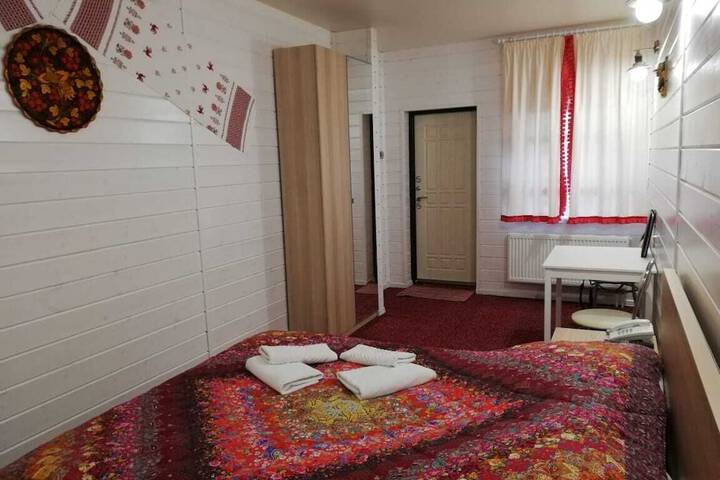 Room 7 of 37