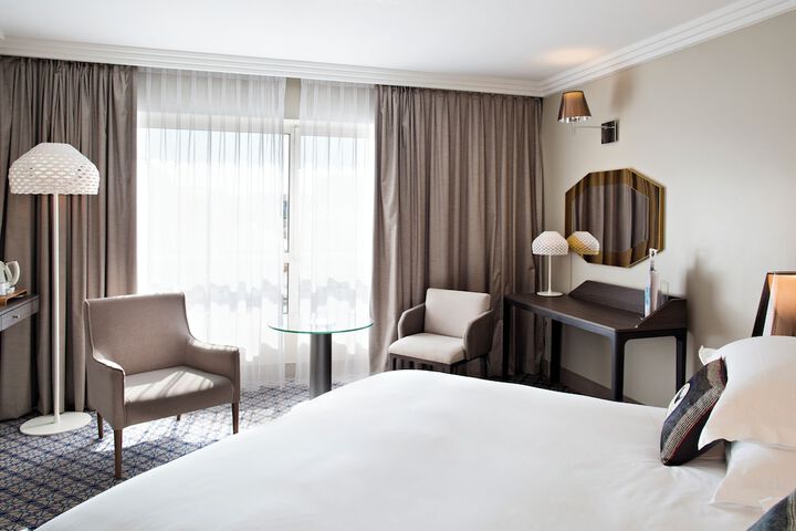 Room 9 of 47
