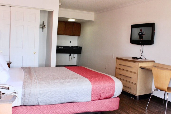 Room 22 of 36