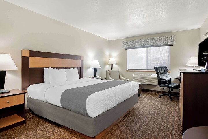 Room 14 of 63