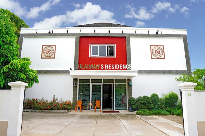 Hotel O near Transmart Padang formerly Sulaiman Residence