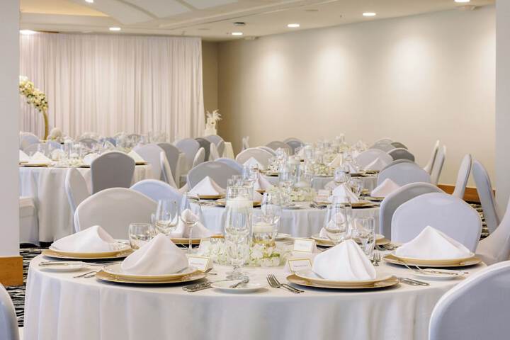 Indoor wedding