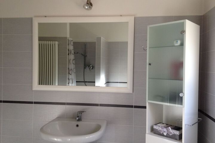 Room 15 of 20