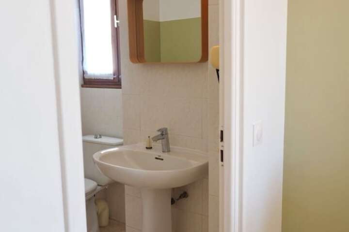 Room 126 of 193