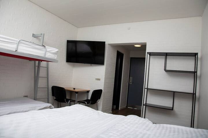 Room 3 of 15