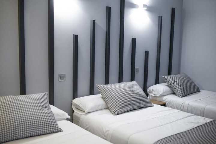 Room 15 of 30