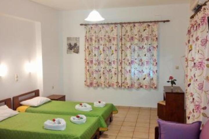 Mariliana Hotel