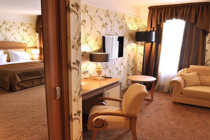 Room 14 of 47