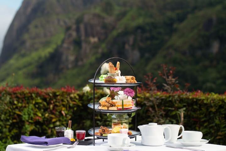 Breakfast/Coffee Service 29 of 49