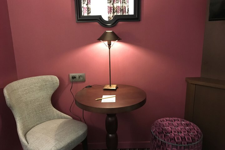 Room amenity