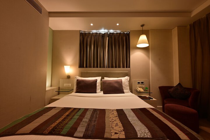 Room 12 of 45
