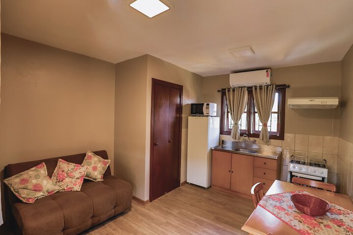 Room 9 of 37