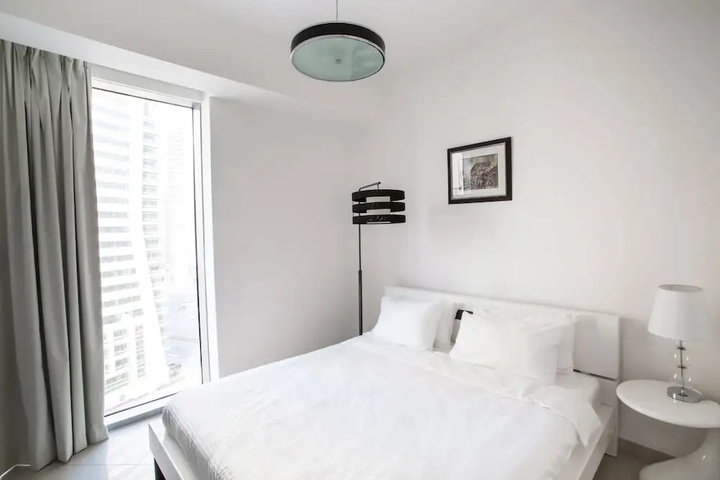 Room 4 of 13