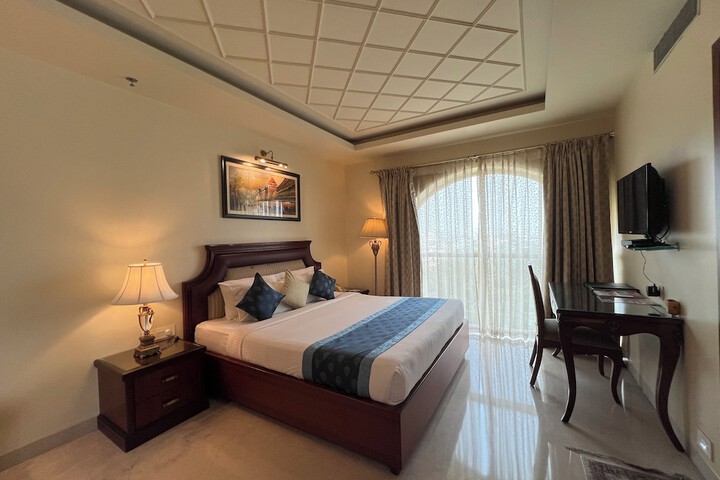 Room 82 of 164