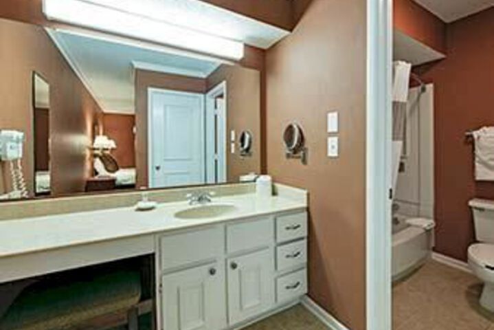 Room 20 of 53
