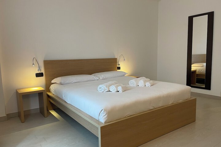 Room 6 of 21