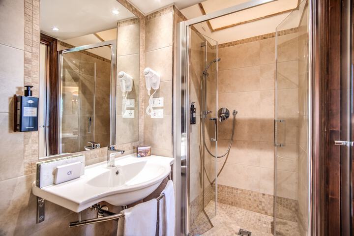 Bath Interior