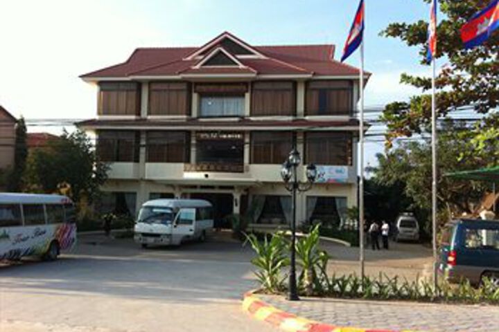 Hotel 12 of 25