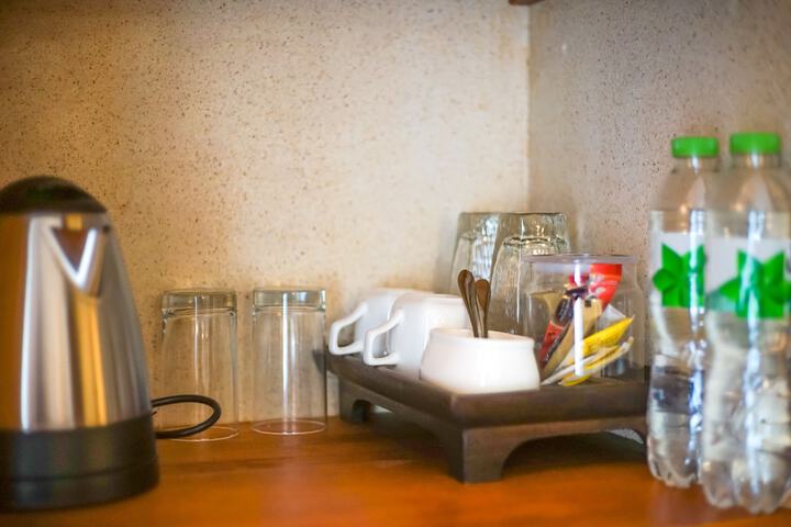Breakfast/Coffee Service 85 of 177