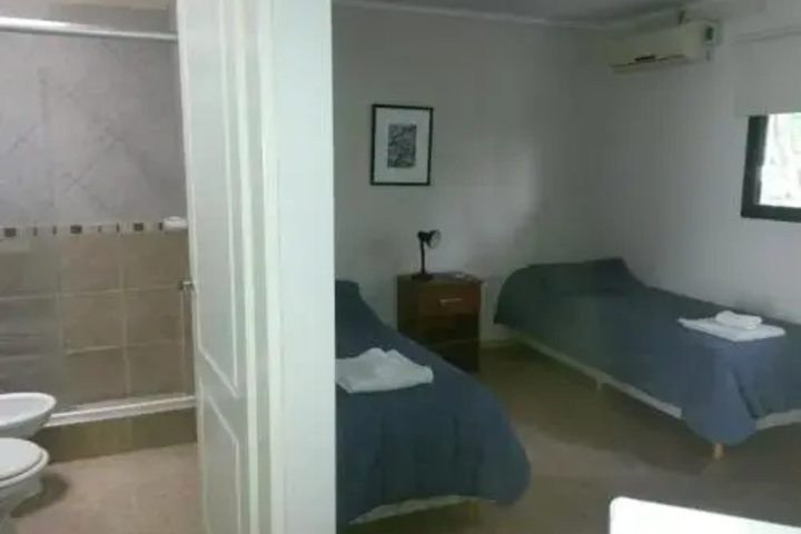 Room 7 of 10