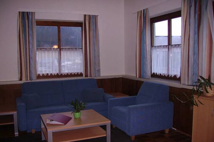 Room 7 of 16