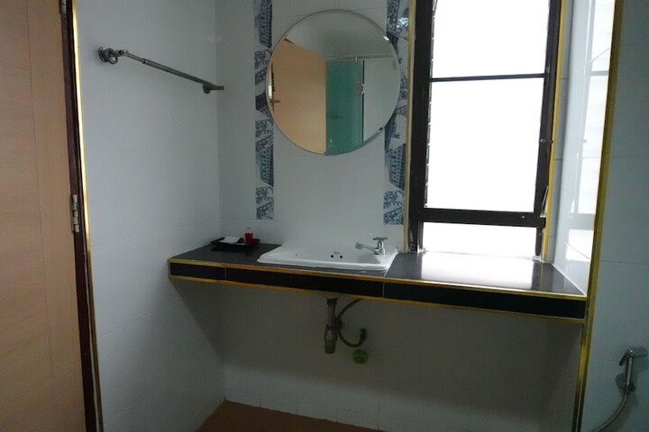 Room 67 of 78