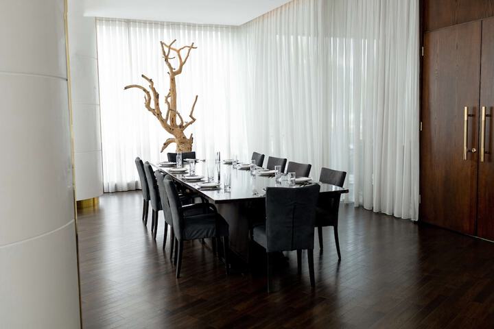 Dining 64 of 92