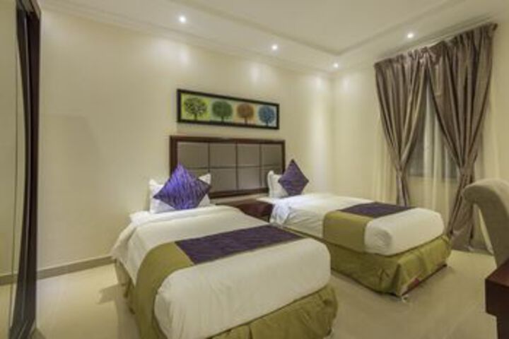 Room 8 of 29