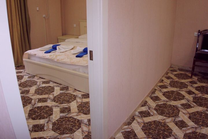 Room 23 of 50