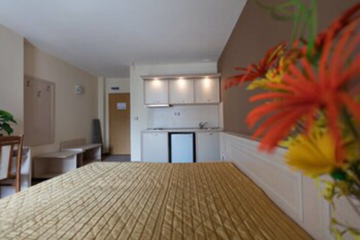 Room 22 of 27